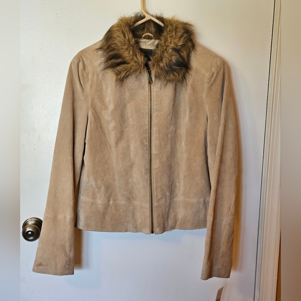 Uniform John Paul Richard vintage, tan, suede jacket.  Ladies Size Medium